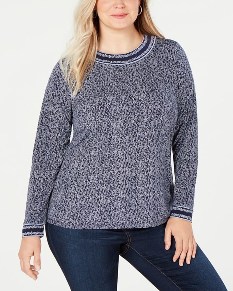 Front of a model wearing a size 1X Michael Kors Womens Plus Floral Long Sleeve T-Shirt Blue Size 1X in Blue by Michael Kors. | dia_product_style_image_id:313806